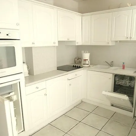 Appartement Joli T3 Centre Avec Terrasse- B9481 *